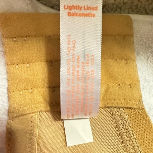 Cacique Lightly Lined Balconette Bra 44D - Picture 4 of 5